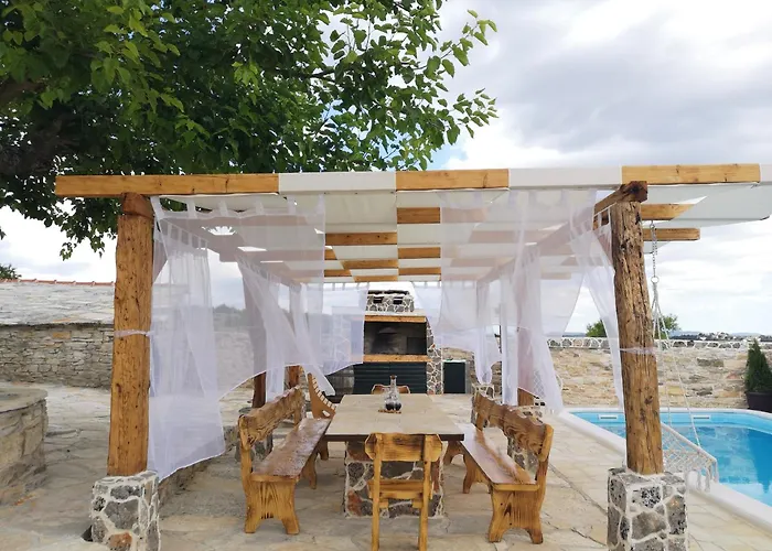 My Dalmatia - Hilltop Paradise With Private Pool Vakantiehuis *