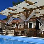 My Dalmatia - Hilltop Paradise With Private Pool Nyaraló *
