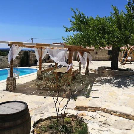 Casa vacanze My Dalmatia - Hilltop Paradise With Private Pool Kula Atlagica