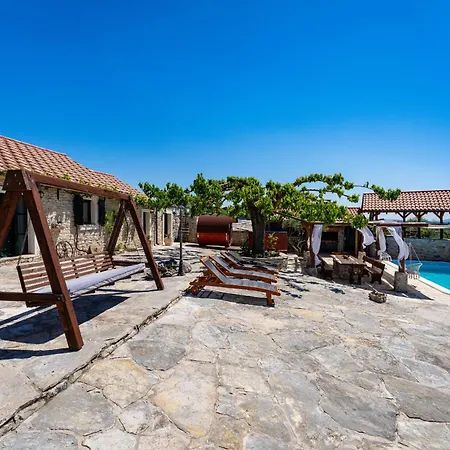 別荘 My Dalmatia - Hilltop Paradise With Private Pool, Sauna And Jacuzzi *
