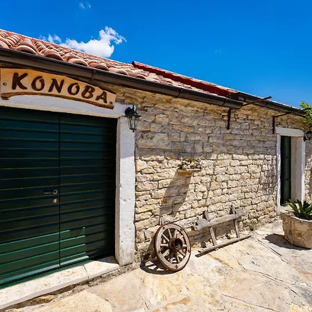 別荘 My Dalmatia - Hilltop Paradise With Private Pool, Sauna And Jacuzzi